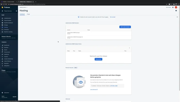 (Opcional) Conectar un dominio personalizado.