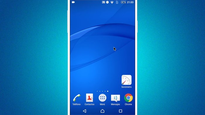 Descarga e instala la aplicación Sonómetro en tu Play Store.