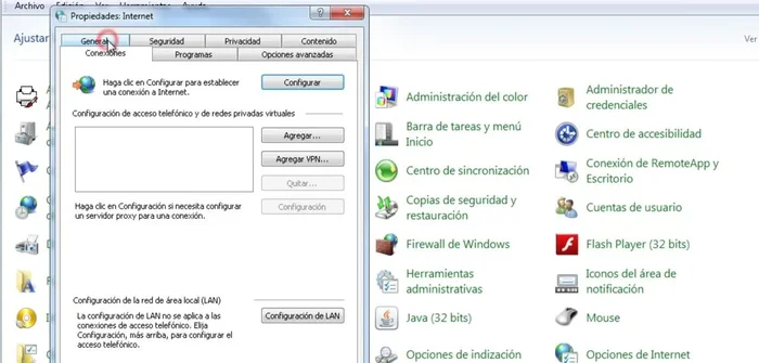 En la pestaña "Conexiones", seleccionar "Configuración de LAN" y desmarcar "Usar un servidor proxy para la red local".