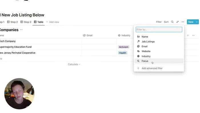 Crear un filtro en la vista de 'Empresas' basado en el resumen de 'Enfoque' para mostrar solo las empresas relevantes.