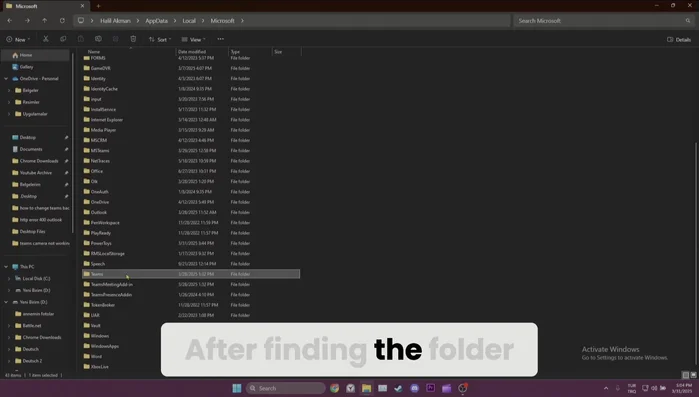 Haga clic derecho en la carpeta 'Teams' y seleccione 'Eliminar'.