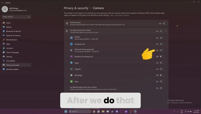 Asegúrese de que Microsoft Teams (o la aplicación que usa) esté activado.