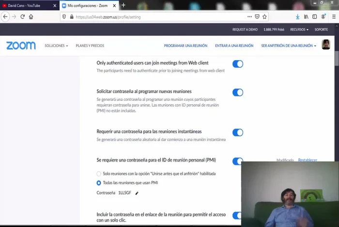 Desactivar 'Incluir la contraseña en el enlace de la reunión': Evita el acceso directo sin contraseña si compartes el enlace públicamente.