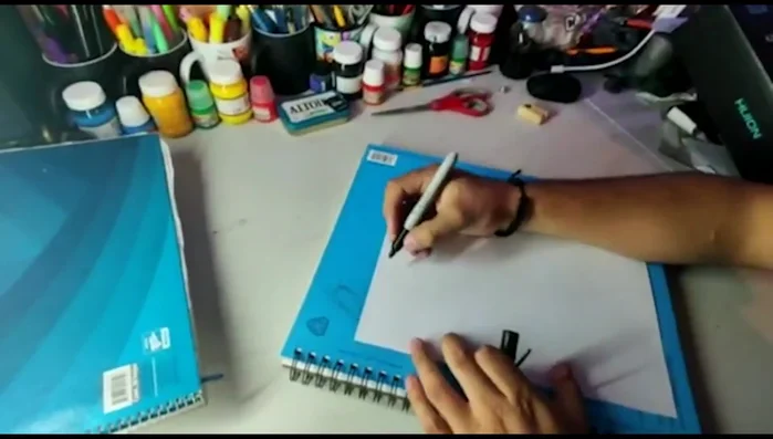 Incluir la imagen (impresa o dibujada).