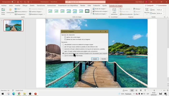 Aceptar los cambios y guardar la imagen.