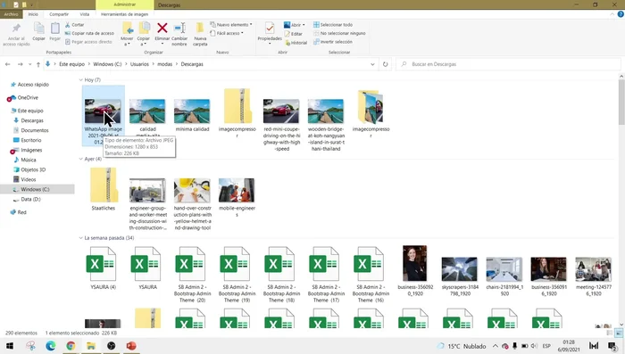 Si necesitas usar la imagen en programas de edición como Illustrator o Photoshop, guárdala nuevamente desde PowerPoint en formato JPG para asegurar compatibilidad.