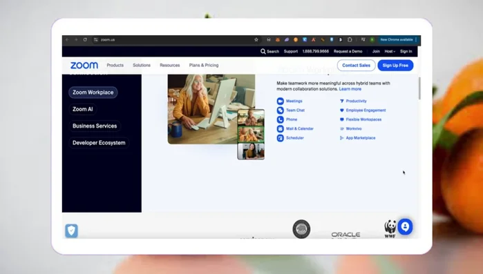 En la configuración, busca la opción "Fondo virtual" o similar.
