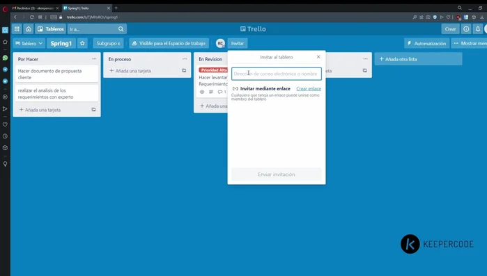 Invitar miembros a tu espacio de trabajo mediante enlace o búsqueda de usuario.