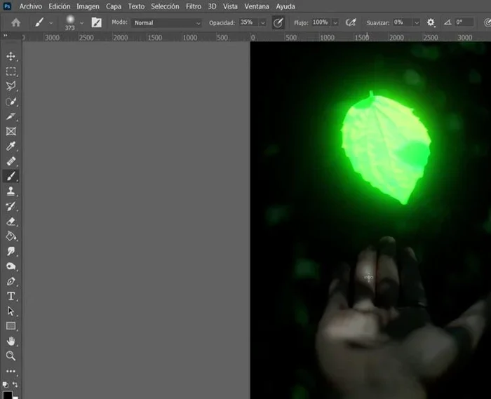 Duplicar la capa de exposición y usar un pincel blanco para intensificar el resplandor en zonas específicas.