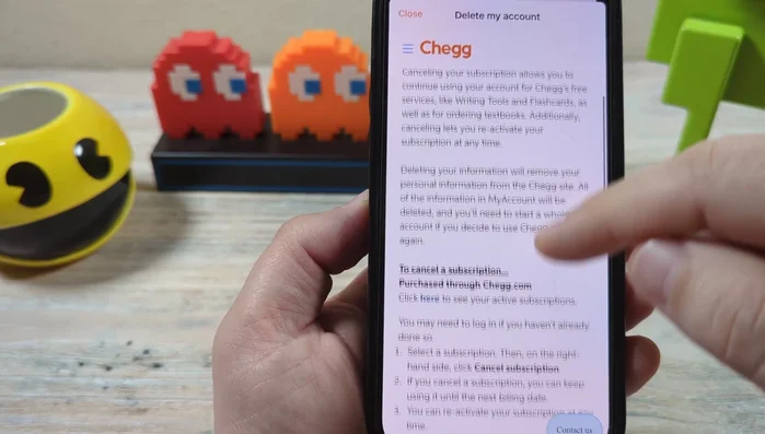 Desplázate hacia abajo hasta encontrar la sección "Cancelar suscripción" o similar.