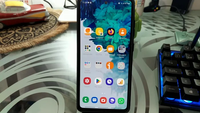 Reinstala las aplicaciones.