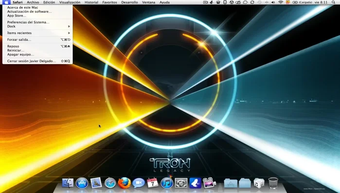 Busca el icono de la Mac App Store en el Dock.