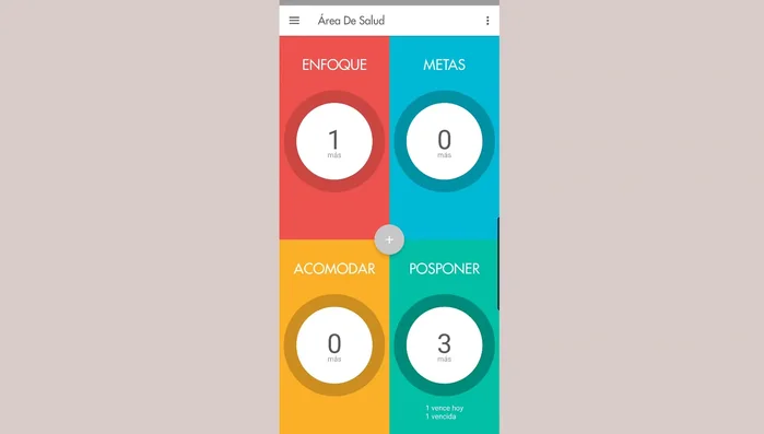 Revisa el resumen diario en la parte inferior de la pantalla para ver tus tareas por categoría y estado (pendientes, completadas, vencidas).