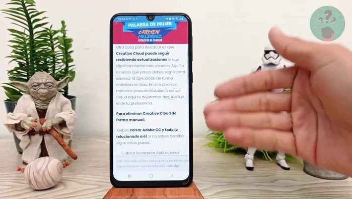 Abre el 'Monitor de Actividad', selecciona todos los procesos relacionados con Creative Cloud y pulsa 'Detener' seguido de 'Forzar salida'.