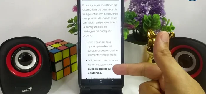 Modifica los permisos según tus necesidades: Leer y escribir, Solo lectura, Sin acceso, o Solo escritura.