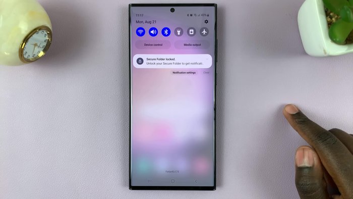 Toca el ícono de configuración en la configuración rápida.