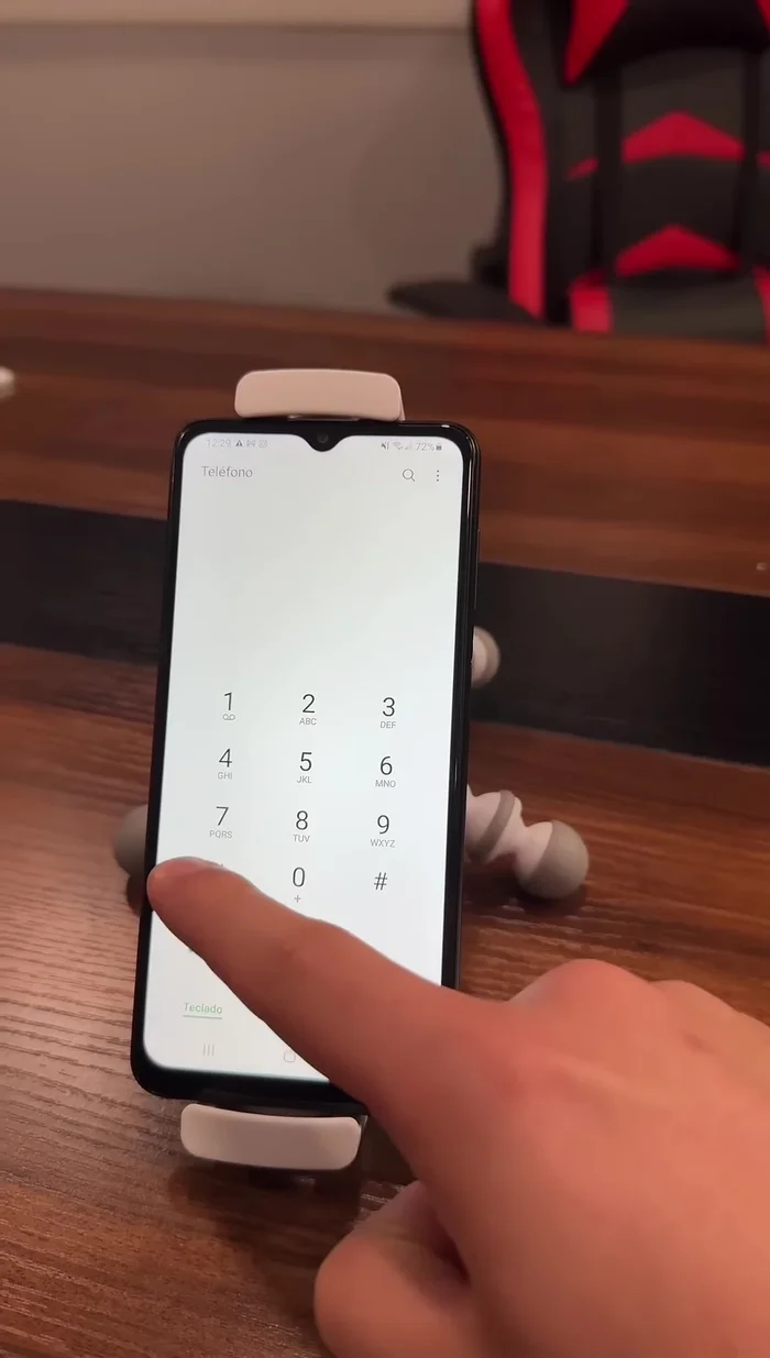 En el menú que aparece, selecciona "Delete dumps".
