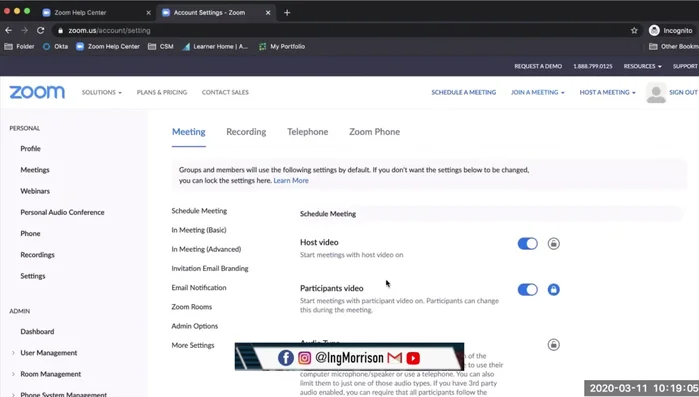 En la configuración de la reunión, deshabilita la opción de compartir pantalla y exige contraseñas para acceder a las videoconferencias. Esto previene intrusiones no deseadas.