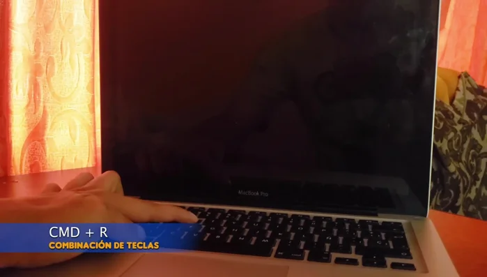 Abre la Terminal y escribe `fsck -fy` . Este comando verifica y repara el sistema de archivos.