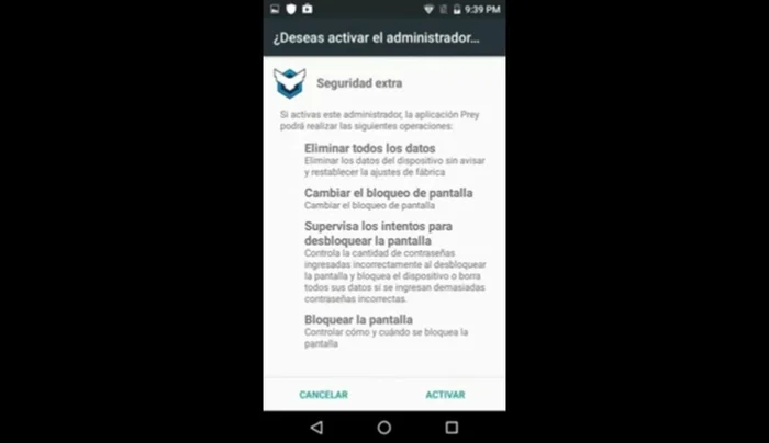 Configura la aplicación Prey en tu dispositivo. Activa el administrador de dispositivos y concede los permisos necesarios (cámara, ubicación, etc.).