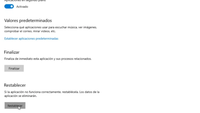 Confirmar la acción y reiniciar el equipo.