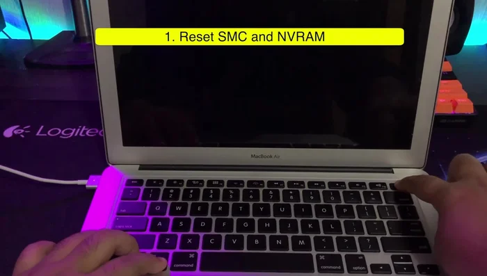 Restablecer el SMC restablecerá la información que se ocupa del inicio de este y la conexión rápida.