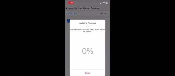 Actualiza la aplicación Leviton a la última versión para asegurarte de tener el firmware más reciente.