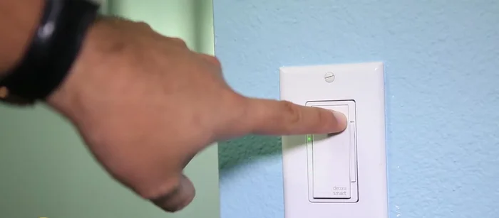 Si el procedimiento falla de nuevo, repite el paso 1 (mantener presionado el botón hasta que la luz ámbar se encienda).