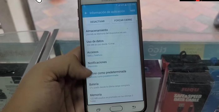 Si no funciona, desinstalar actualizaciones de Google Play Store.