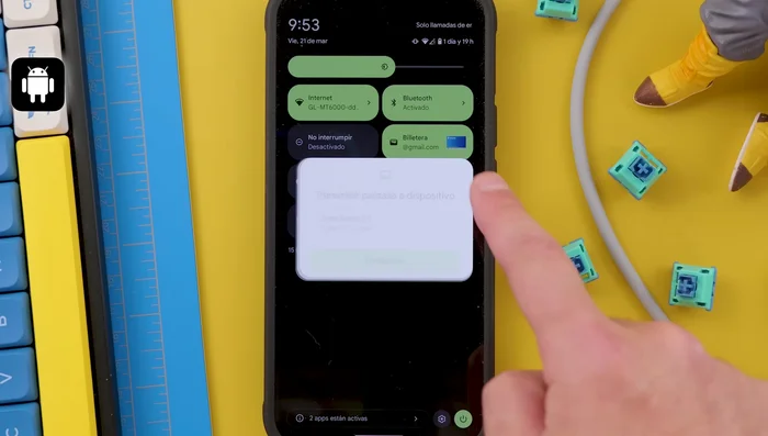 Elige si compartir una app o toda la pantalla.