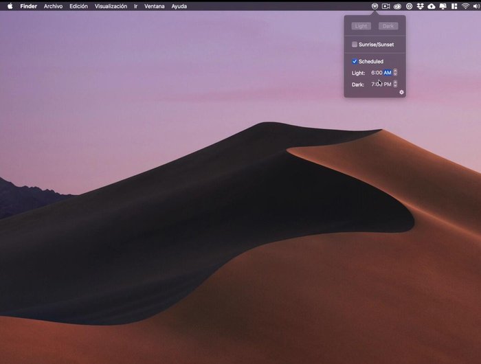 **Modo Automático (Horario Personalizado):** Establece una hora específica para activar el modo claro y otra para el modo oscuro.