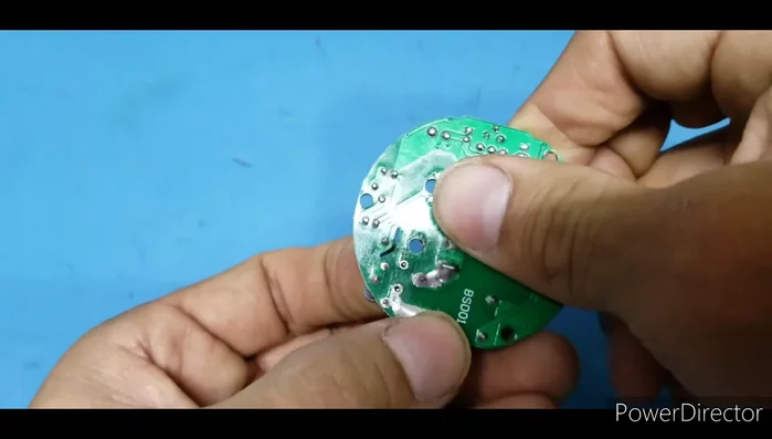 Probar el enchufe inteligente para verificar su funcionamiento.