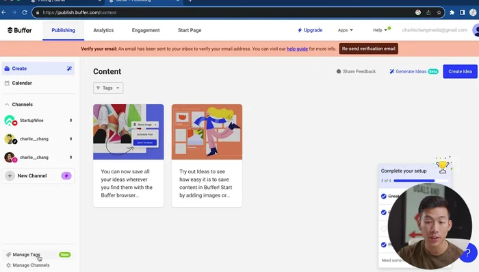 Conecta tus cuentas de redes sociales (Facebook, Instagram, Twitter, LinkedIn, etc.).