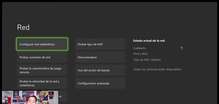 En tu Xbox, ve a Configuración > Dispositivos y conexiones > Características del juego remoto. Realiza la prueba de velocidad para verificar la calidad de tu conexión.