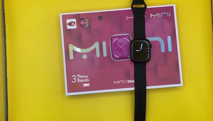 Asegúrate de que los contactos añadidos aparecen en la lista de contactos de emergencia de la aplicación.