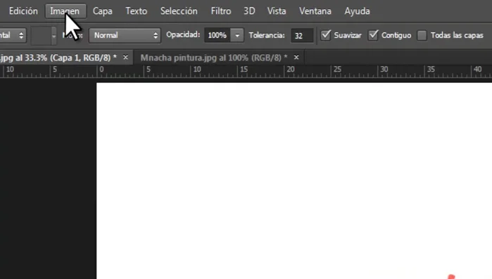 Repetir los pasos 9-11 con diferentes manchas de pintura y colores para lograr el efecto acuarela deseado. Usar variedad de colores para un mejor resultado.