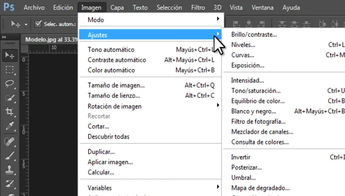 Ajustar las curvas para aumentar el contraste y resaltar las partes que se desean detallar (ej: ojos).