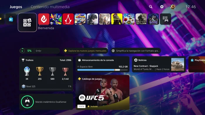 Conecta el mando a la consola con el cable USB.