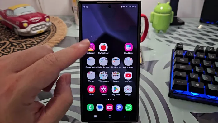 Mantén pulsado el icono de la aplicación.