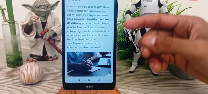 En la columna izquierda, selecciona la categoría "Barra lateral".