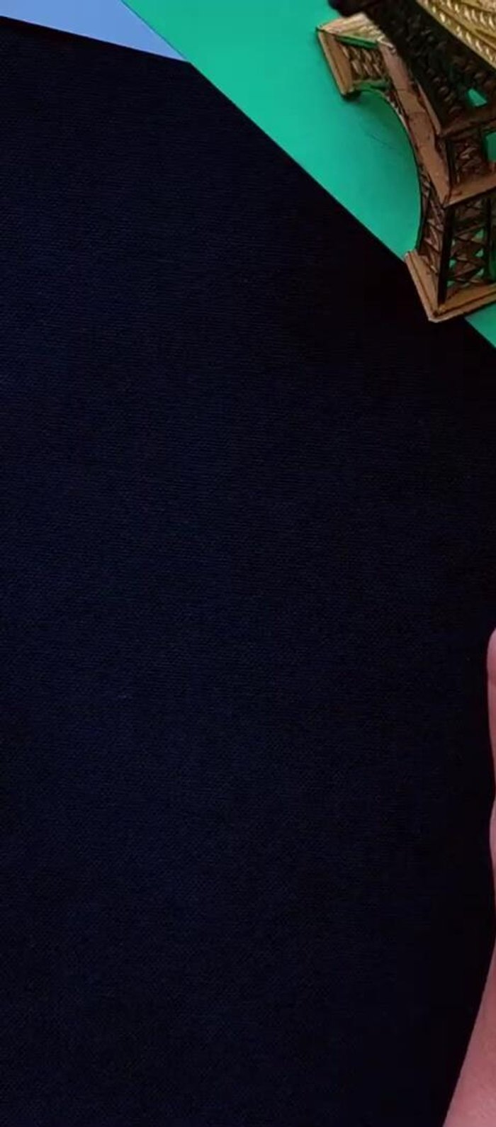 Pulsa la flecha de 'Siguiente' y luego 'Compartir' para publicar tu historia.