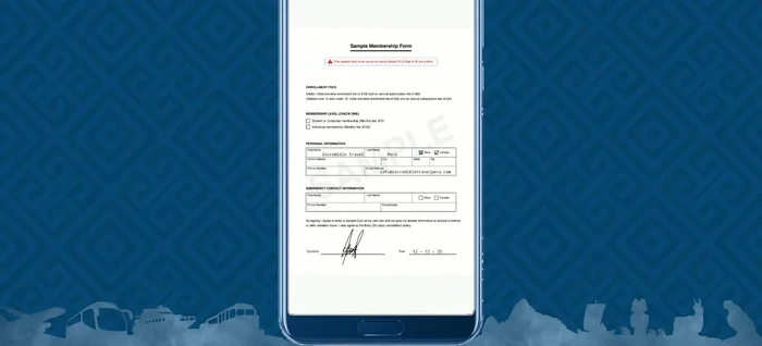 Comparte el formulario a través de WhatsApp, email, etc.