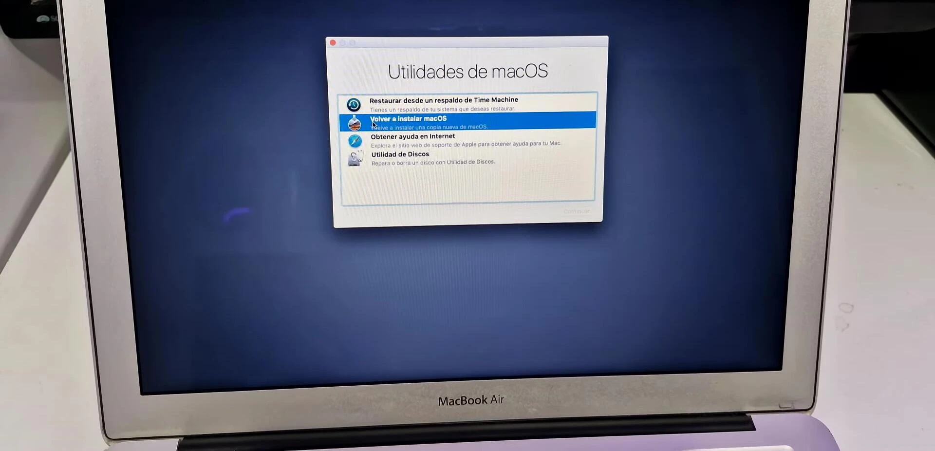 Solución Rápida: Error de Conexión al Formatear MacBook (High Sierra)