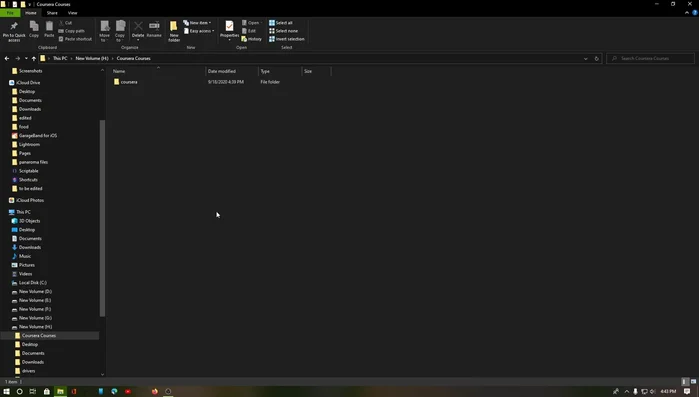 Instalar `coursera-dl` usando Pip: `pip install coursera-dl`