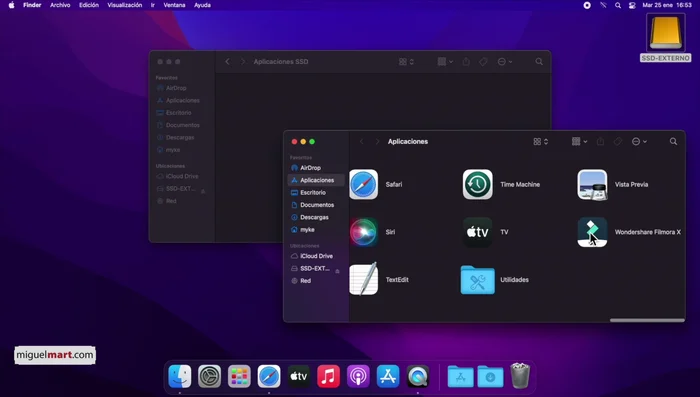 Arrastrar la aplicación descargada (desde la carpeta Descargas o Aplicaciones) a la carpeta creada en el disco externo.