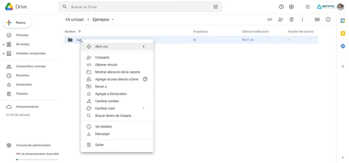 Selecciona la opción 'Compartir'.