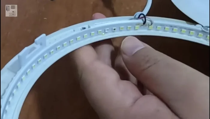 Si se confirma la falla en un LED específico, aplicarle un punto de estaño para crear un puente y así comprobar el funcionamiento.