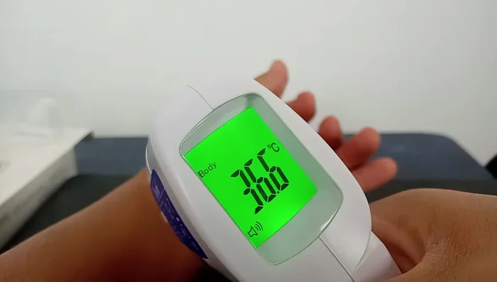 Para la medición de la temperatura corporal, sigue las instrucciones del fabricante para asegurar una medición precisa.