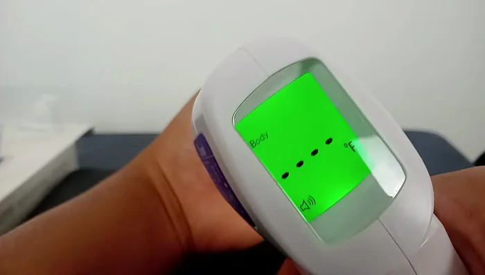 Para la medición de la temperatura corporal, sigue las instrucciones del fabricante para asegurar una medición precisa.