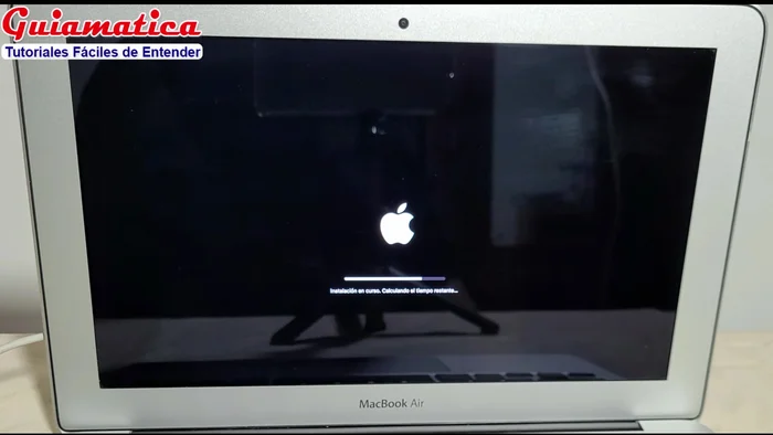 Una vez finalizada la instalación, el equipo se reiniciará y se mostrará el asistente de configuración.